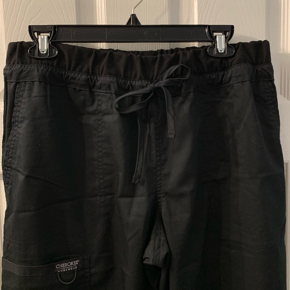 Revolution by Cherokee Workwear - Tapered Leg Drawstring Scrub Pants - Medium - Picture 3 of 8